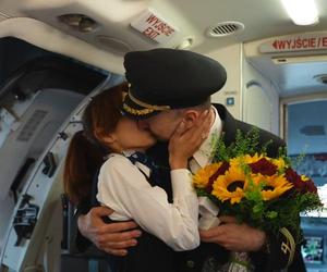 Niesamowite, co zrobił kapitan samolotu LOT do Krakowa. Nic bardziej poruszającego nie zobaczycie!