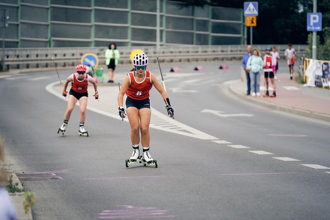 W pierwszym dniu zawodów o Puchar Polski w biegach na nartorolkach Marwe Cup zawodnicy wzięli udział w sprincie techniką dowolną