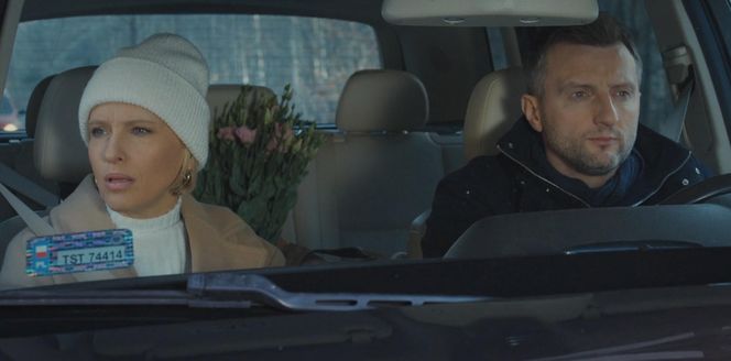 M jak miłość odc. 1870. Dorota (Iwona Rejzner), Bartek (Arkadiusz Smoleński)