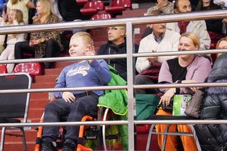 Grali w siatkówkę i pomagali Tymkowi. Mikołajkowy turniej KPS-u Siedlce za nami