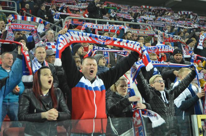 Górnik Zabrze - Cracovia: Gol Cabrery daje gościom 3 punkty [ZDJĘCIA KIBICÓW]