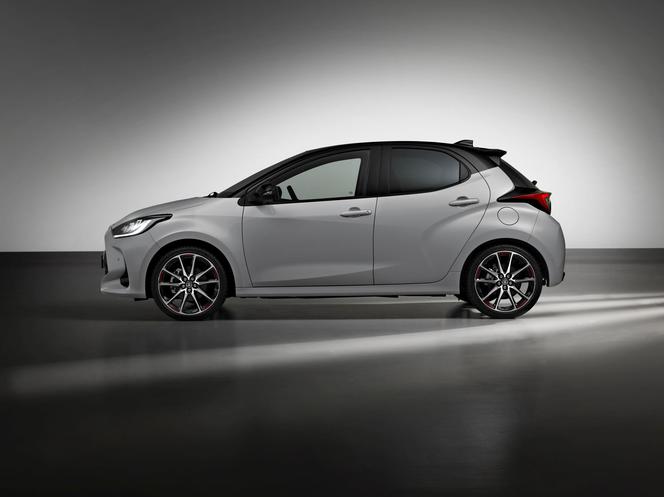 Toyota Yaris GR Sport (2022)