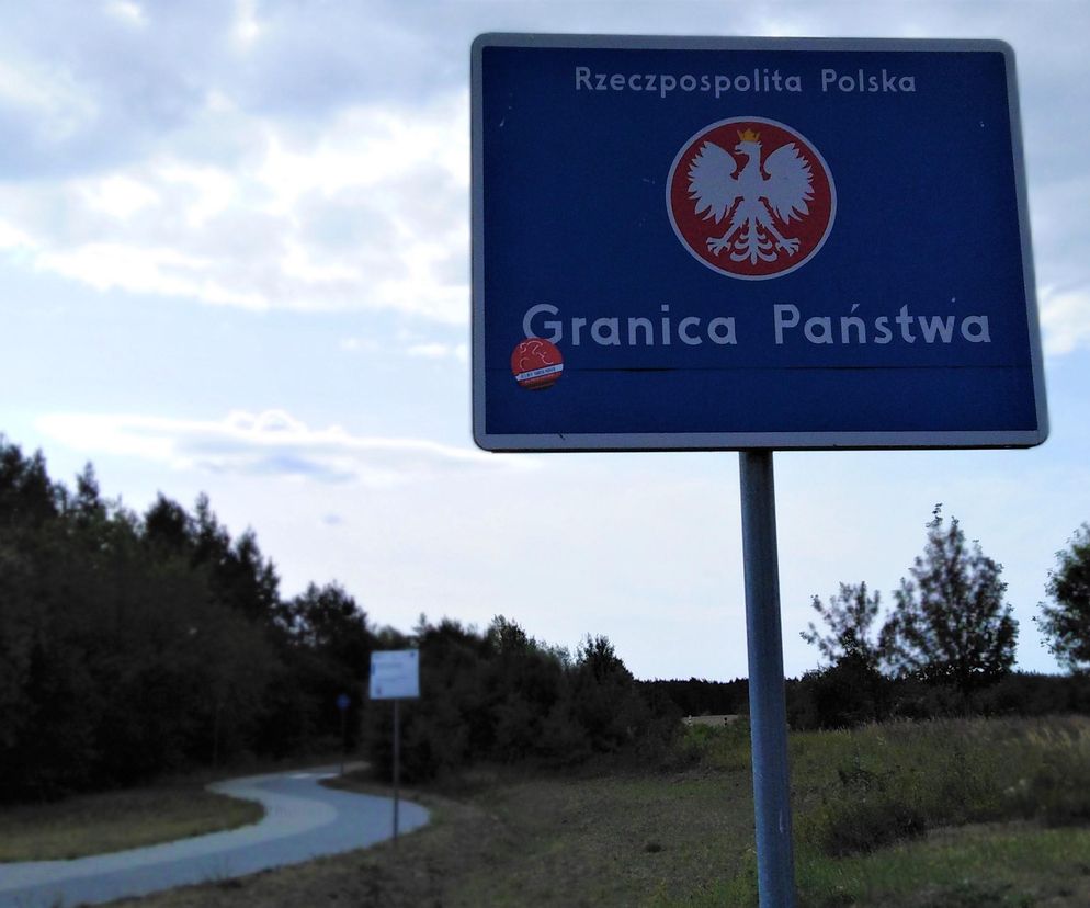 Polak przywiózł uchodźców na granicę z Niemcami. Teraz grożą mu poważne kłopoty