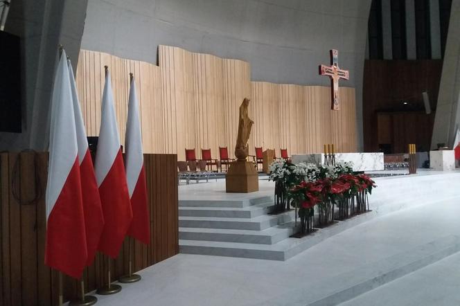To najwyższy kościół w Warszawie. Jego budowa kosztowała 220 mln zł! W jego wnętrzu znajduje się symboliczny grób Jana Pawła II