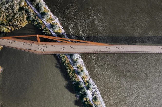 O kładce przez Wisłę w Warszawie Magdalena Staniszkis   