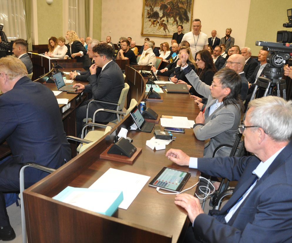 Spór o dług Miasta Kielce. Jaką decyzję podejmą radni?
