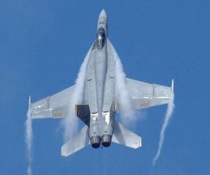 Samoloty  F-15, F/A 18