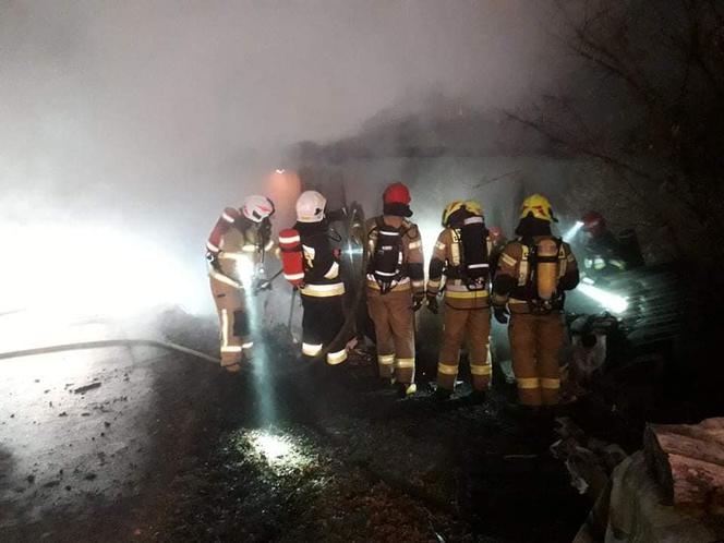 Tragiczny pożar w Makowicy. W pogorzelisku znaleźli zwłoki