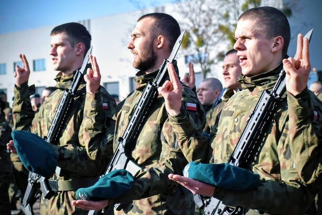 Rusza „wGotowości” – bezpłatne szkolenia obronne dla każdego Polaka. Jak się zapisać i co zyskasz?