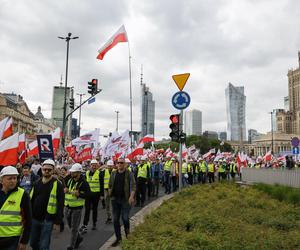 Protest rolników i związkowców w Warszawie przeciwko Zielonemu ładowi. Zdjęcia 