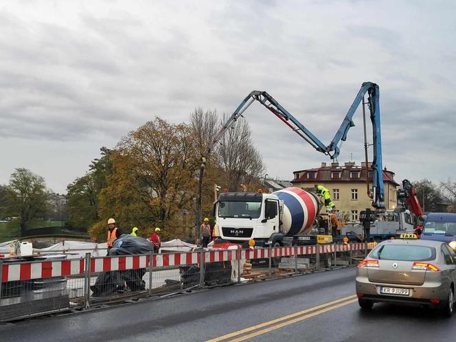 Kraków. Koniec remontu mostu Dębnickiego. Jest data pełnego otwarcia