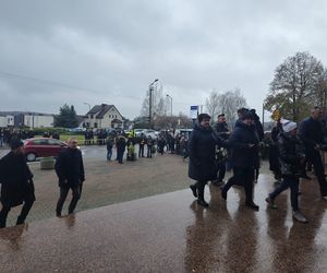 Pogrzeb Jana Furtoka w Katowicach. Tłumy kibiców i działaczy żegna legendę GKS Katowice