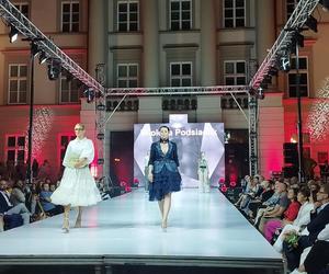 RADOM FASHION SHOW