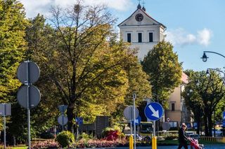 To najlepsze miejsca na Warmii i Mazurach na jesienny relaks według AI