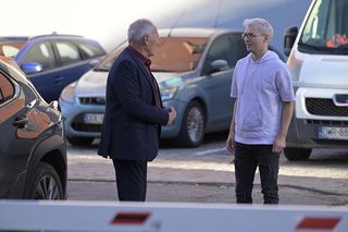 Pierwsza miłość, odcinek 3938: Karol Weksler (Karol Strasburger), Brian (Dominik Rybiałek)