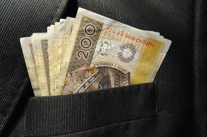 Urząd Marszałkowski ostrzega przed oszustami oferującymi pomoc w otrzymaniu fałszywych dotacji unijnych