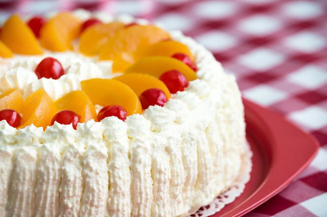 Prosty krem do tortu: przepis na szybki, pyszny i lekki krem do dekoracji tortów