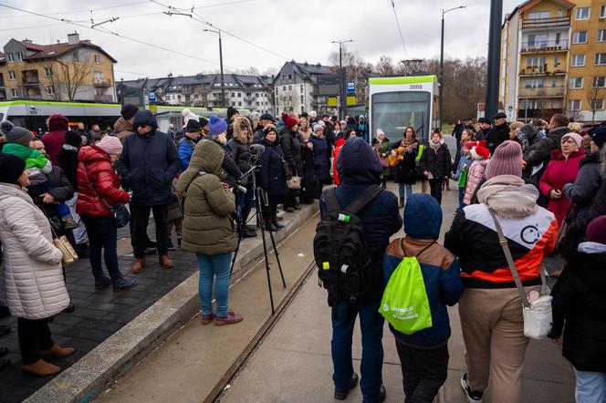 Tramwajowa "czwórka" ruszyła! Na wydarzeniu tłumy mieszkańców. Zobaczcie zdjęcia!