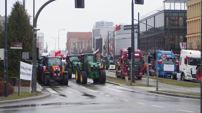 Protest rolników w Olsztynie 21 lutego. Co dzieje się w centrum?