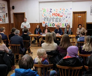 Wrocław. Rodzice i dzieci walczą o MDK (WIDEO)