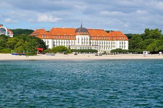 Kultowy hotel na polskim wybrzeżu został sprzedany warszawskiej spółce