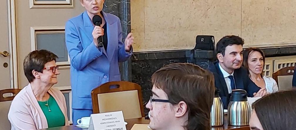 Minister Barbara Nowacka zapewnia o finansowej pomocy dla języka śląskiego