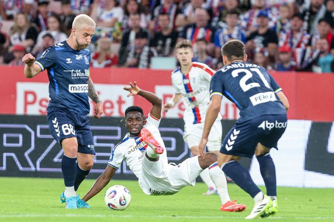 Górnik Zabrze przerwał serię zwycięstw. Porażka na koniec sierpnia i zdruzgotani kibice