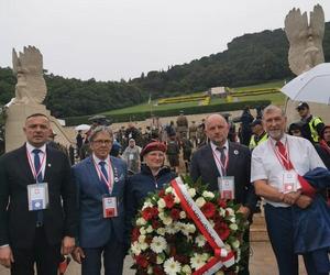 Delegacja województwa pod Monte Cassino. To było hołd złożony bohaterom