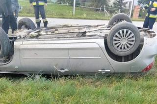 26-latek zakończył pijacką przejażdżkę dachowaniem [GALERIA]