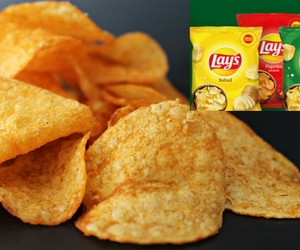 Lay's wraca do Biedronki. Ile kosztują chipsy i jakie są smaki?