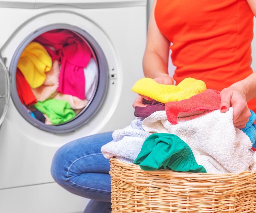 Pranie kolorowych ubrań