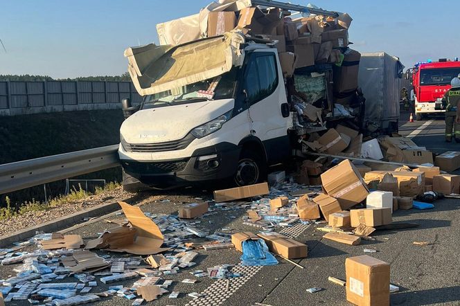 Wypadek ciężarówki z bydłem ujawnił przemyt papierosów