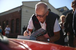 Sobiesław Zasada na czele wyprawy „Maluchami” do Monte Cassino