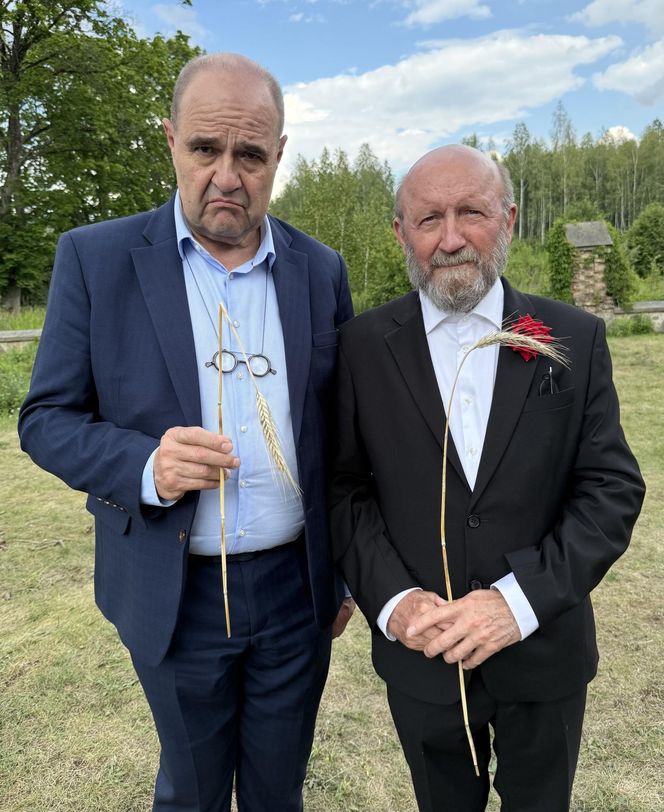 Cezary Żak i Artur Barciś prywatnie na Facebooku