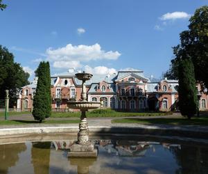 Najpiękniejsze pałace w Małopolsce. Te miejsca powinien zobaczyć każdy turysta! [GALERIA]