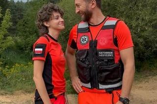 Na sygnale nowy sezon na planie. Piotr Strzelecki (Dariusz Wieteska), Karolina (Klaudia Janas) 