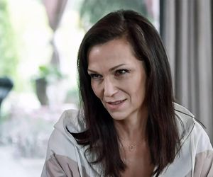Pierwsza miłość odc. 4057. Izabela Nowaczyk (Olga Bończyk)