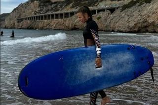 Lewandowska na surfingu