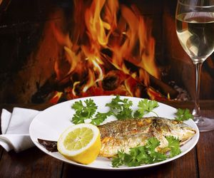 Alkohol do ryby - z jakimi trunkami podawać ryby?