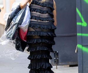 Monika Olejnik. W falbanach pogubiła pranie