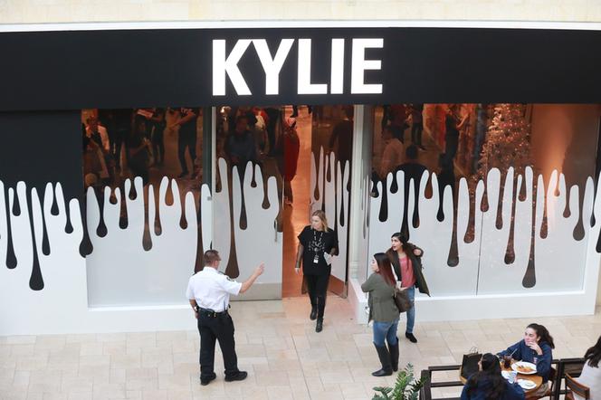 Otwarcie sklepu Kylie Jenner