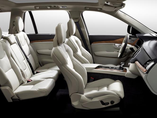 Volvo XC90 T6