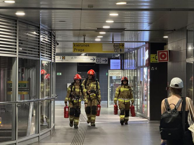 Metro znowu nie działa. Długi odcinek linii M1 wyłączony z ruchu