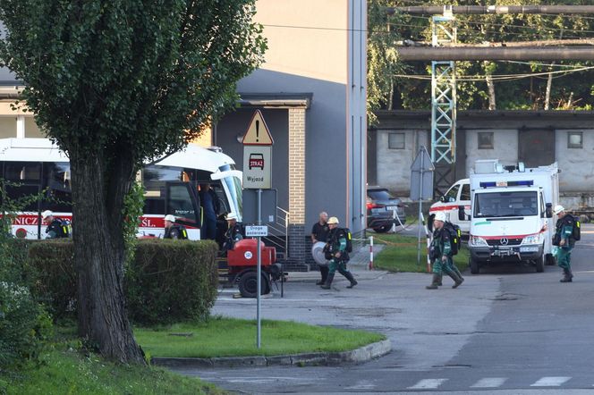 Wstrząs w kopalni Knurów. Trwa akcja ratownicza