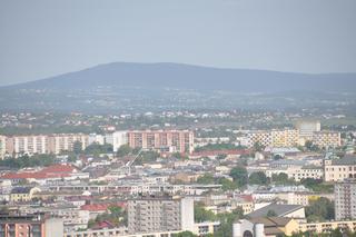 Panorama Kielc z wieży klasztornej na Karczówce