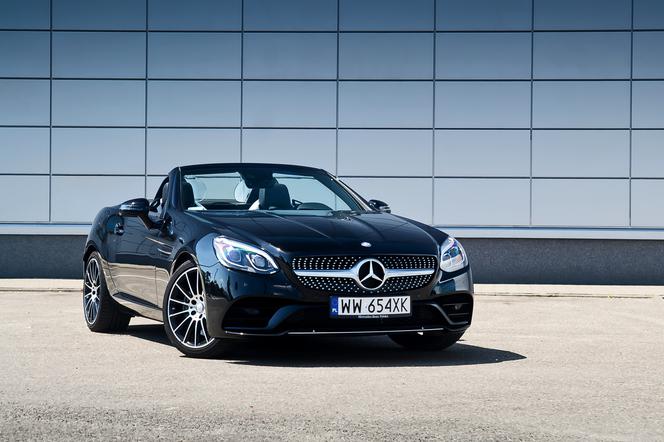 TEST Mercedes-Benz SLC 300 9G-Tronic AMG Line: nie tylko na pogodne dni