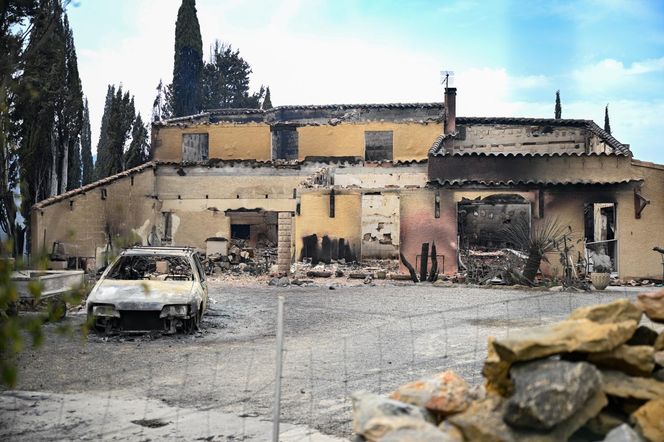Francja walczy z największym pożarem w swojej historii. Co najmniej jedna osoba nie żyje