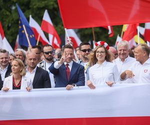 Senyszyn przekazała korale Trzaskowskiej