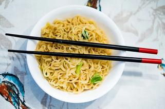 „Chińskie” zupy smaczne, tanie i zdrowe? Z pewnością są błyskawiczne 