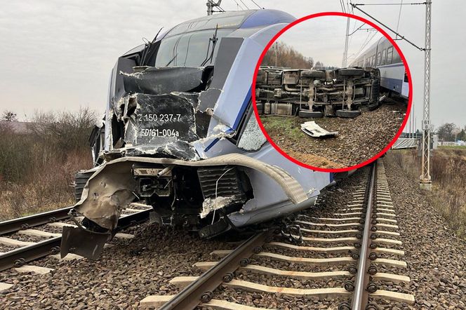 Zderzenie pociągu z ciężarówką. Skład PKP Intercity się wykoleił. Trwa akcja ratunkowa